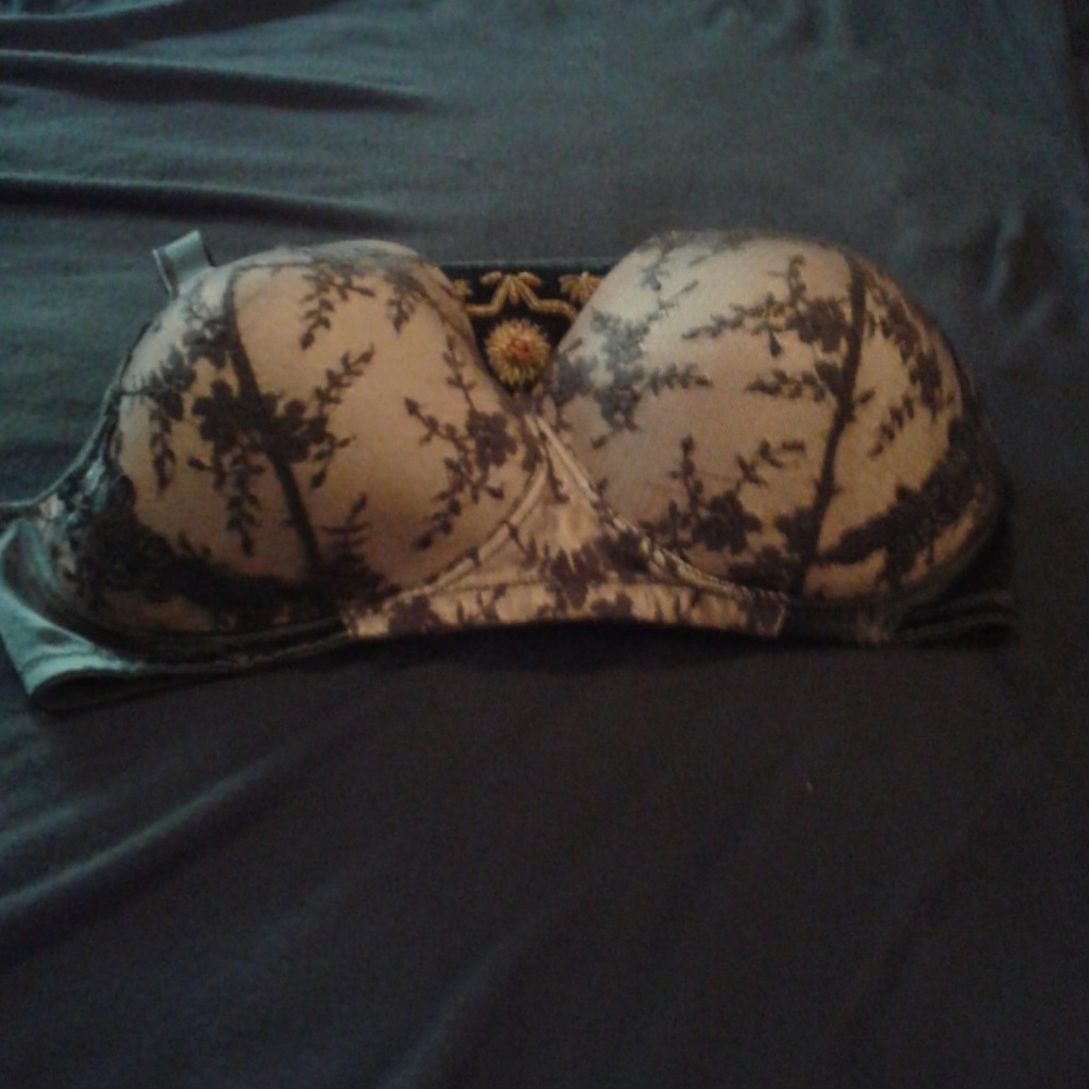 PLAYTEX BRA